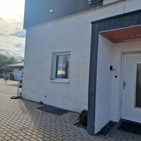 Ibo-Apart 1 Zimmer Apartment In Herzogenaurach Bagian luar foto